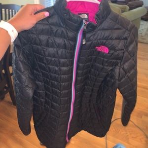 North Face black puffer coat